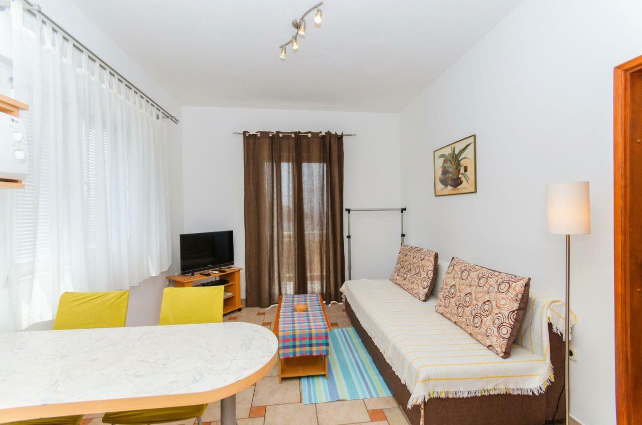 Apartments Marjan Brna Exterior photo