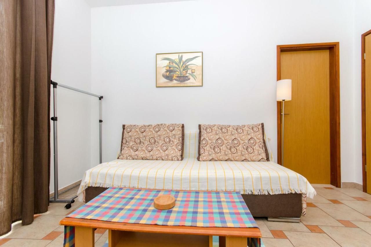 Apartments Marjan Brna Exterior photo